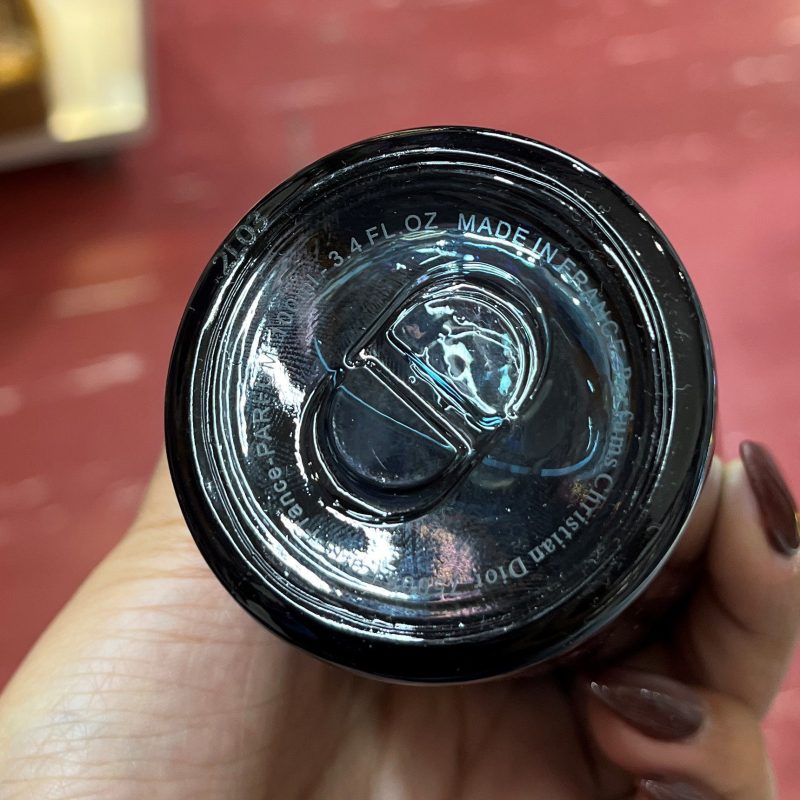 ادکلن ساواج دیور فرانسوی 100 میل | Dior Sauvage Eau de Toilette - تصویر 3