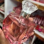 ادکلن ویکتوریا بامشل بایلندو 100 میلVictoria Bombshell - Image 2