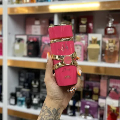 یارا کندی
